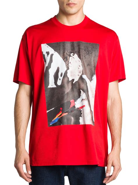 mens red givenchy t shirt|givenchy t shirt men price.